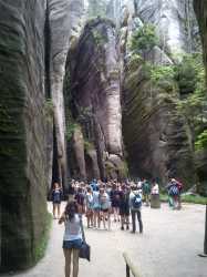 SZKLARSKA POREBA 2026 - Poczuj Ducha Gór i odwiedź z nami Szwejka. Kolonia 7-13 lat, obóz 14-18 lat.